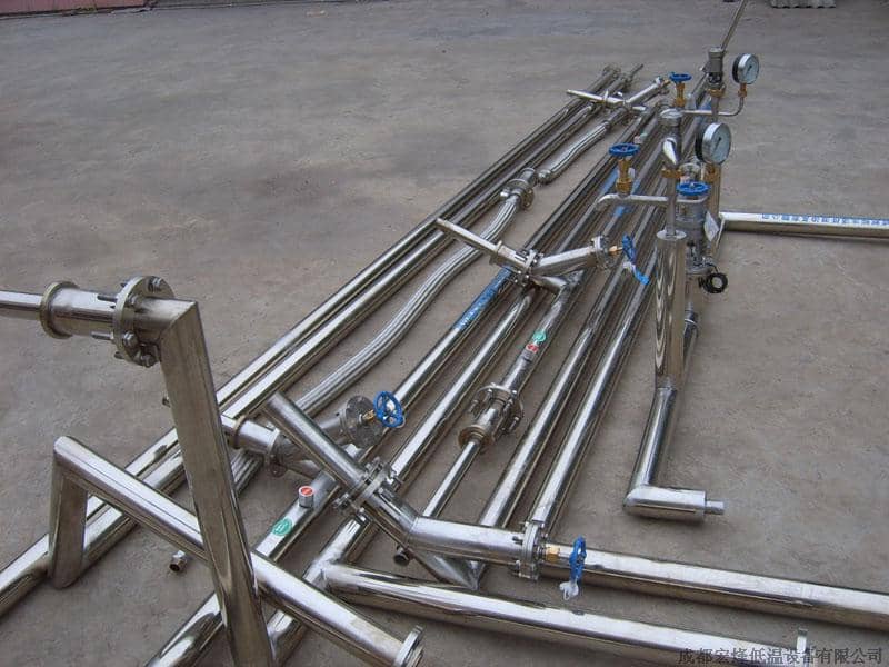 低溫絕熱管_真空絕熱管_真空軟管_低溫管道_成都恒立低溫設(shè)備有限公司專賣