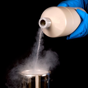 液氦試驗(yàn)裝置